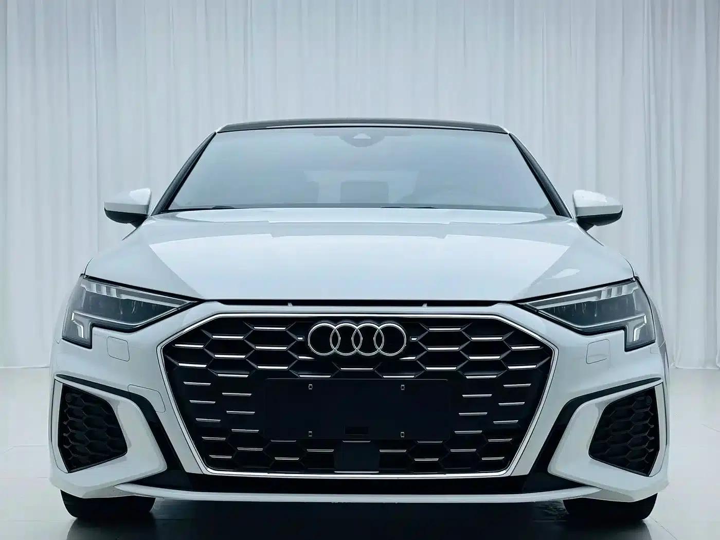 2022 Audi A3 A3L Limousine 35 TFSI Fashion Sport — миниатюра 2