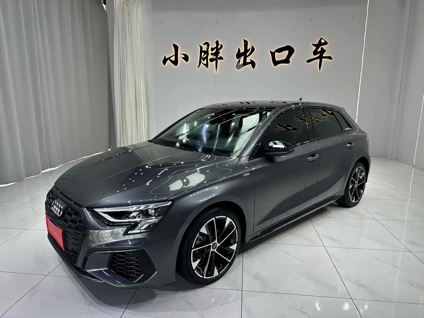 Audi A3 2023 Sportback 35 TFSI Fashion Sport — миниатюра 1