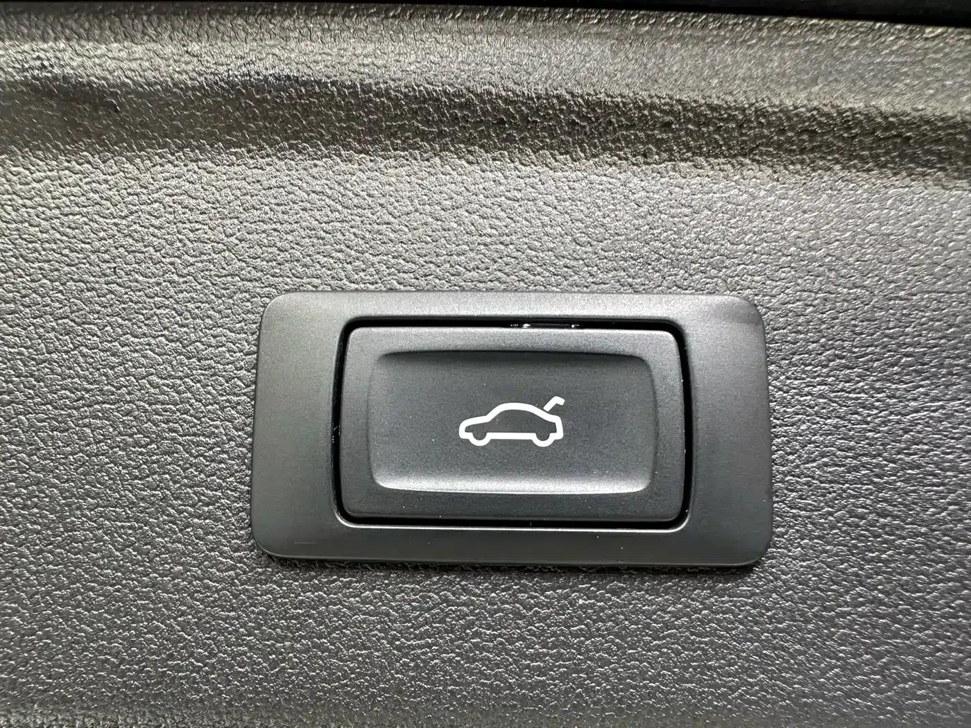 Audi A3 2023 Sportback 35 TFSI Fashion Sport — миниатюра 18