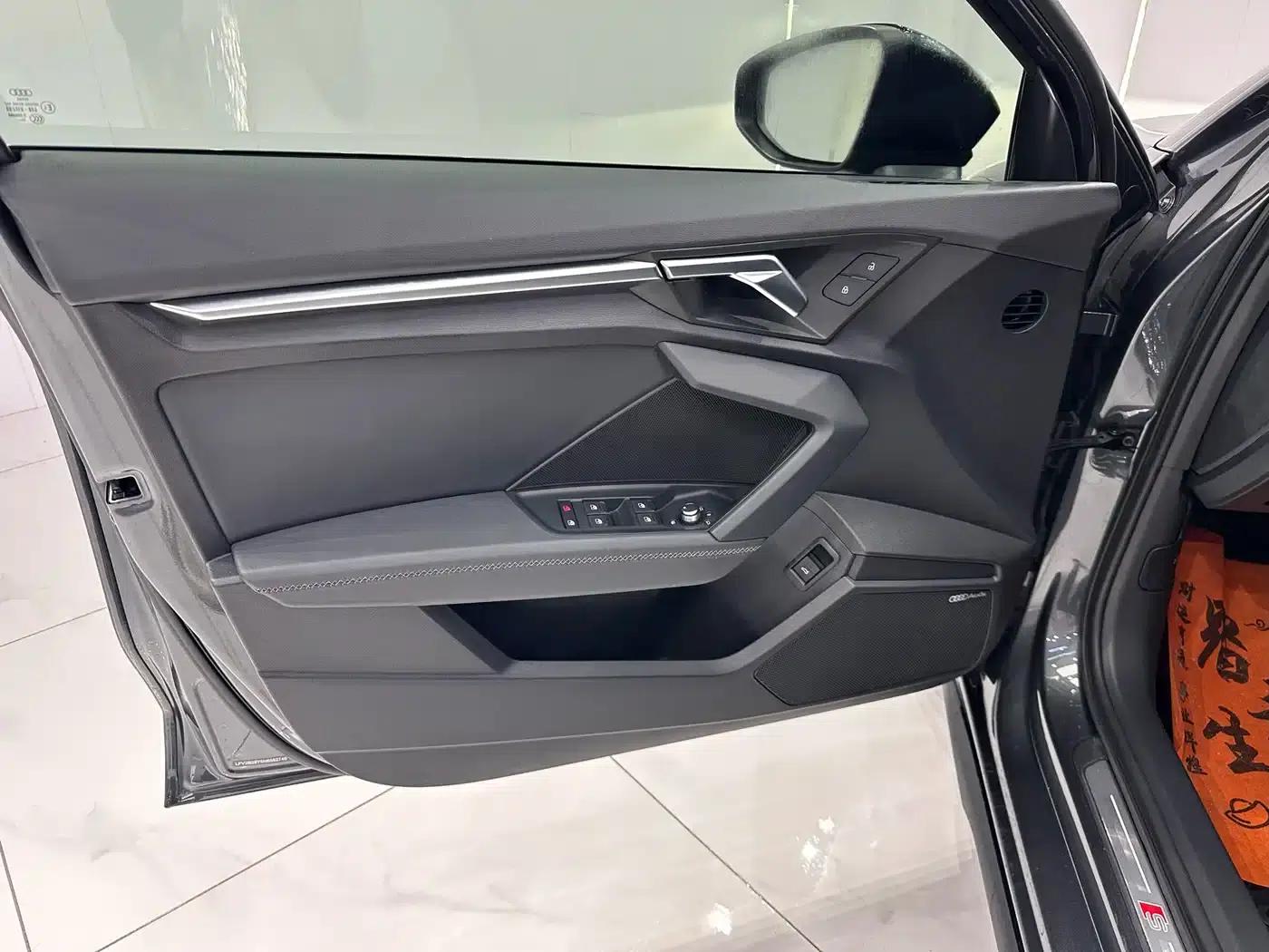 Audi A3 2023 Sportback 35 TFSI Fashion Sport — миниатюра 8