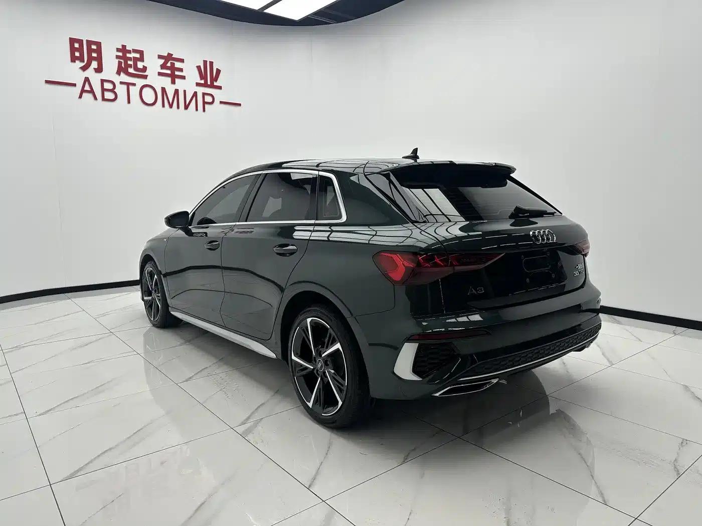 Audi A3 2023 Facelift Sportback 35 TFSI Fashion Sporty Model — миниатюра 8
