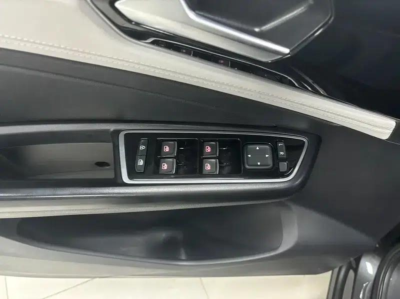 Jetta VS5 2022 280TSI Automatic Entry-Level Edition — миниатюра 20