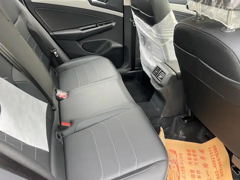 Jetta VS5 2023 280TSI Automatic Enjoy Edition — миниатюра 27