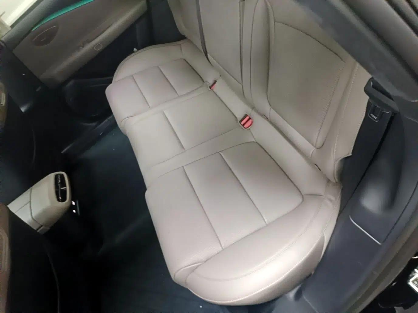 Lynk & Co Z10 2025 95 kWh 766 km Range Rear-Wheel Drive Max — миниатюра 28