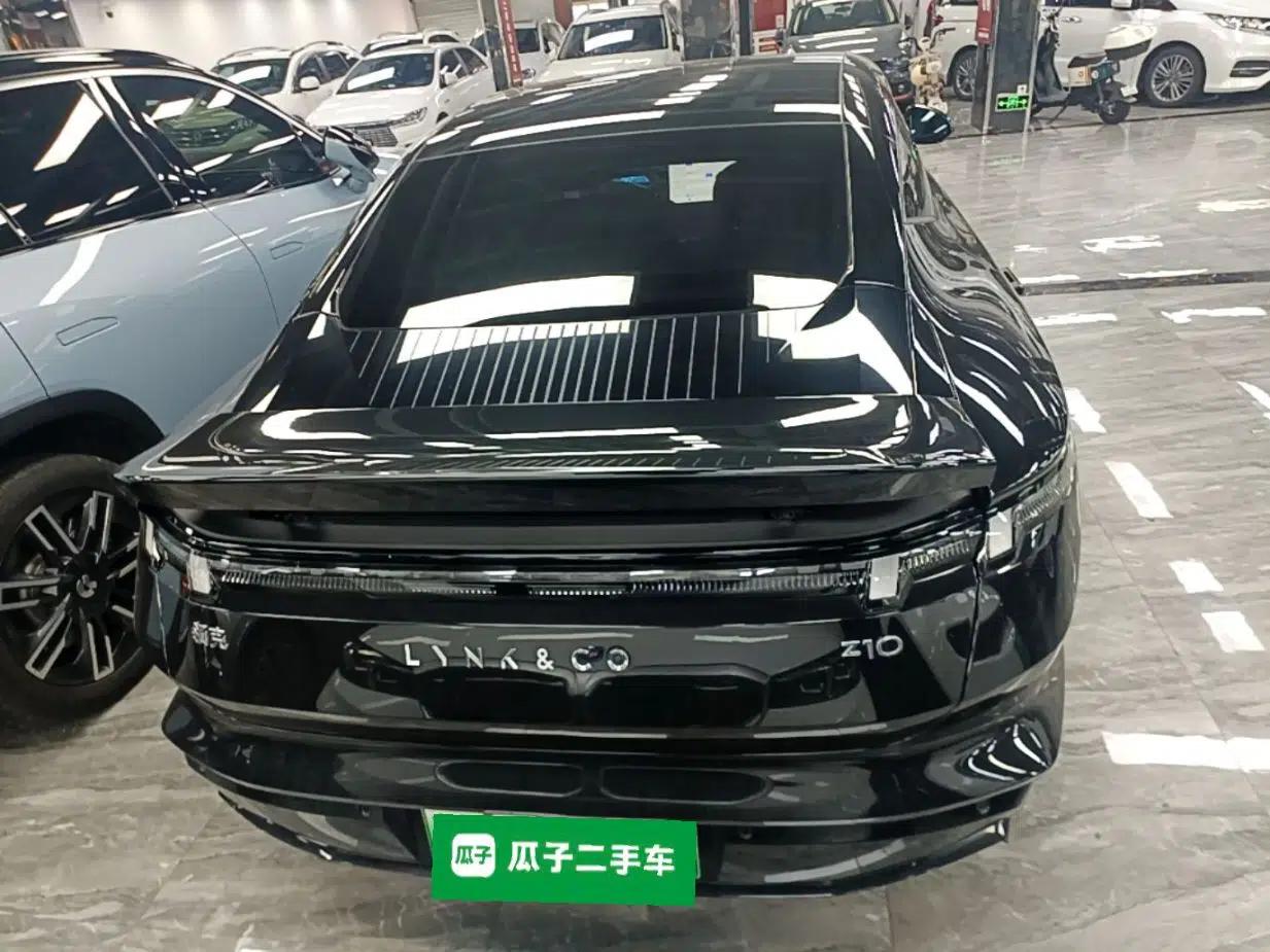 Lynk & Co Z10 2025 95 kWh 766 km Range Rear-Wheel Drive Max — миниатюра 5