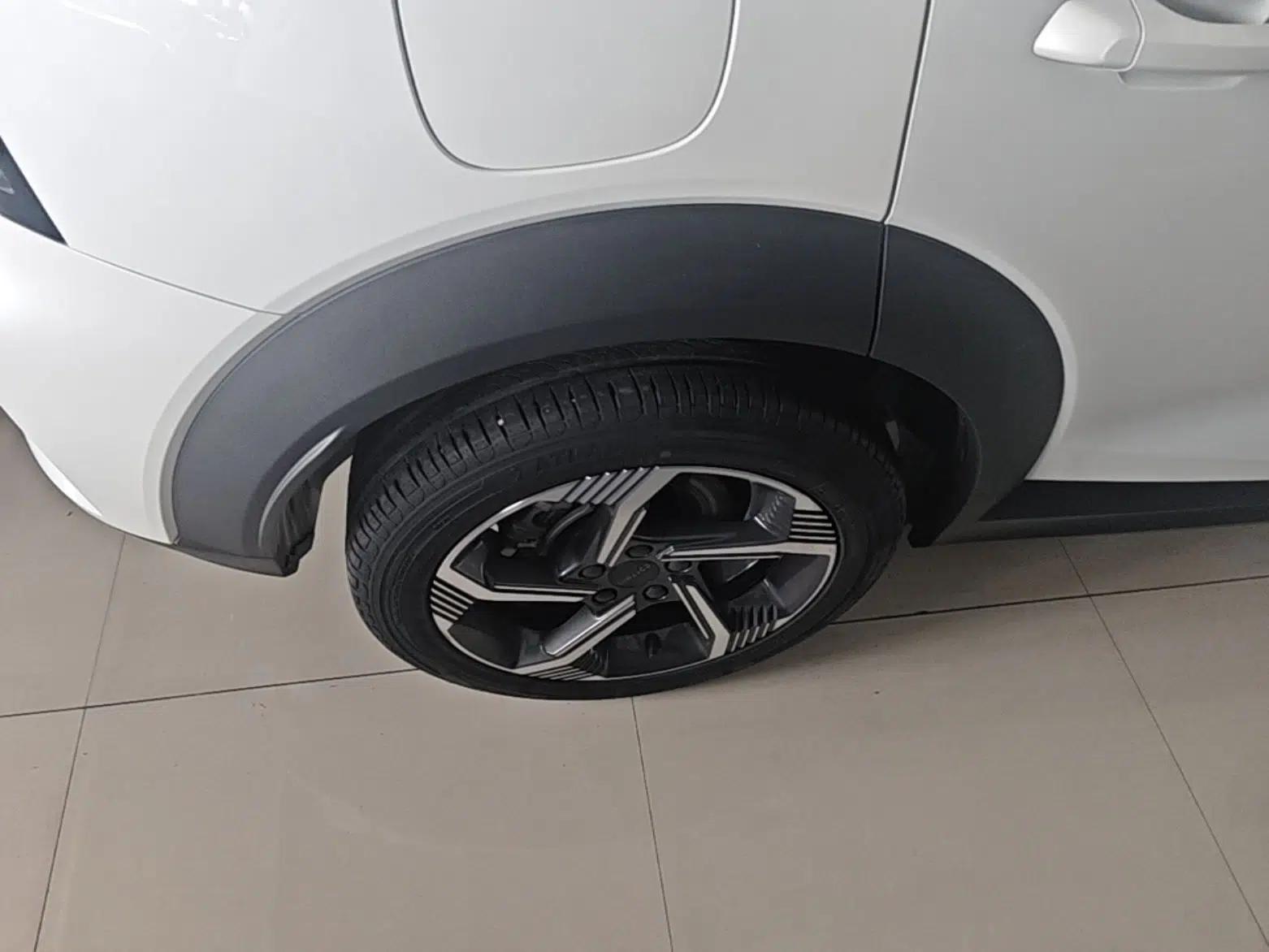 Lynk & Co 06 EM-P 2022 PHEV 84 km Range Pro Version — миниатюра 11