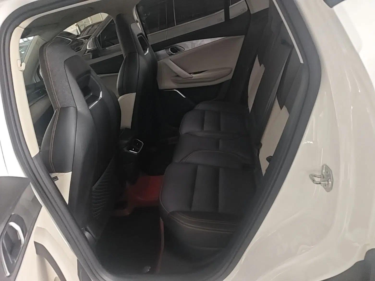 Lynk & Co 06 EM-P 2022 PHEV 84 km Range Pro Version — миниатюра 20