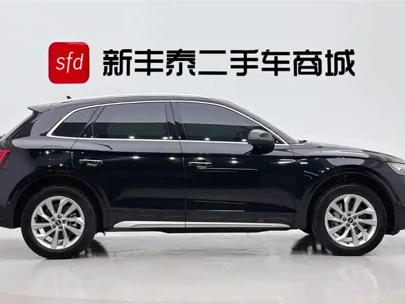 Audi Q5L 2022 40T Luxury Dynamic — миниатюра 3