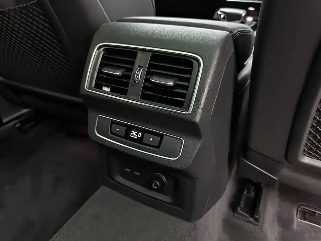 Audi Q5L 2022 40T Luxury Dynamic — миниатюра 24