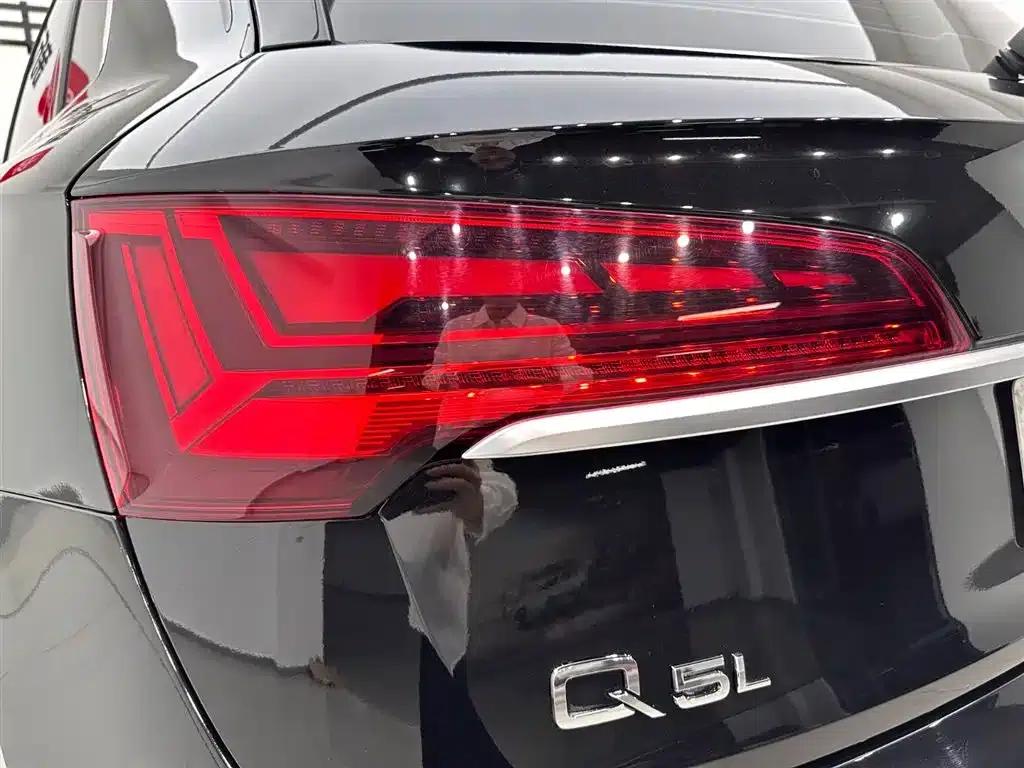 Audi Q5L 2022 40T Luxury Dynamic — миниатюра 31
