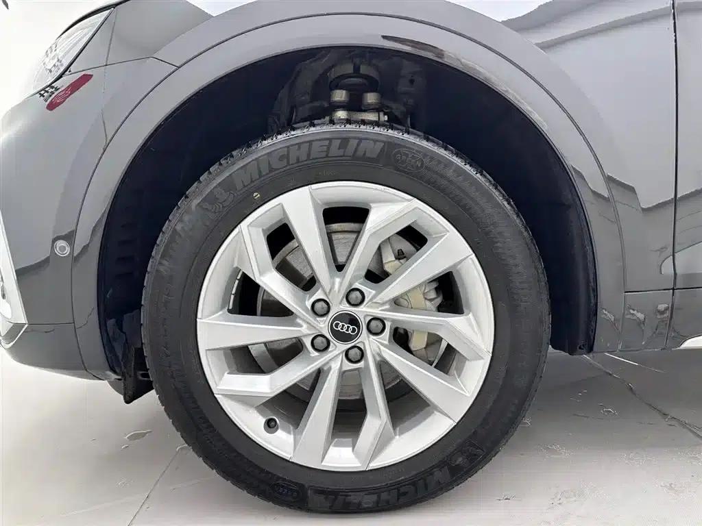 Audi Q5L 2022 40T Luxury Dynamic — миниатюра 32