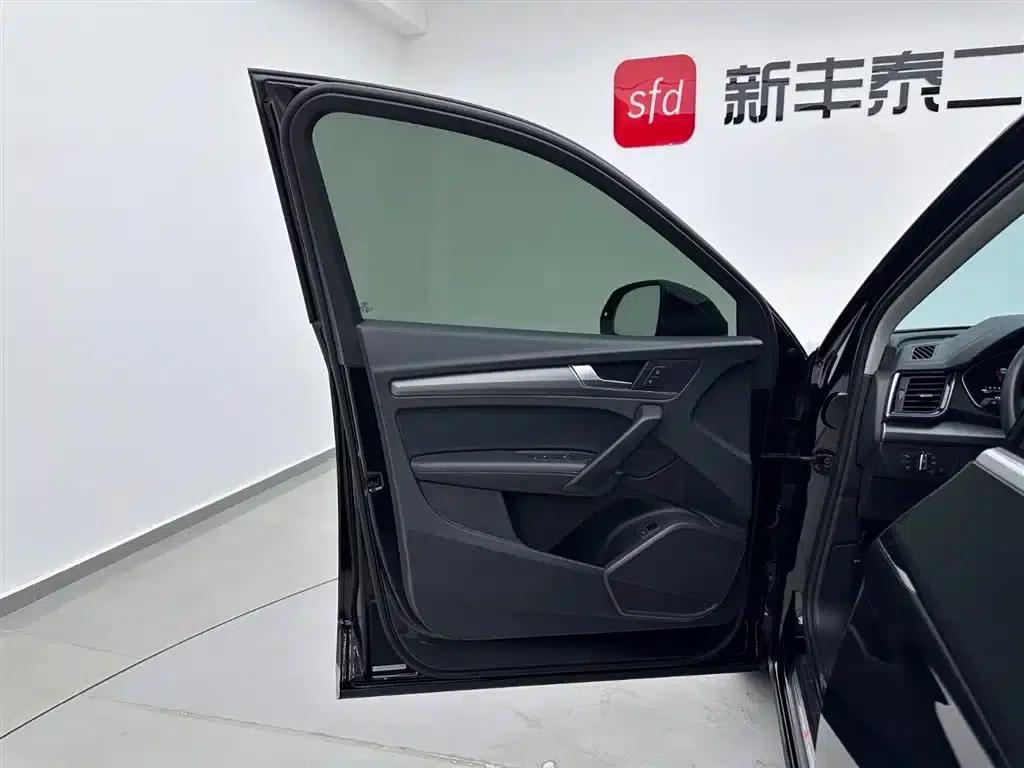 Audi Q5L 2022 40T Luxury Dynamic — миниатюра 8