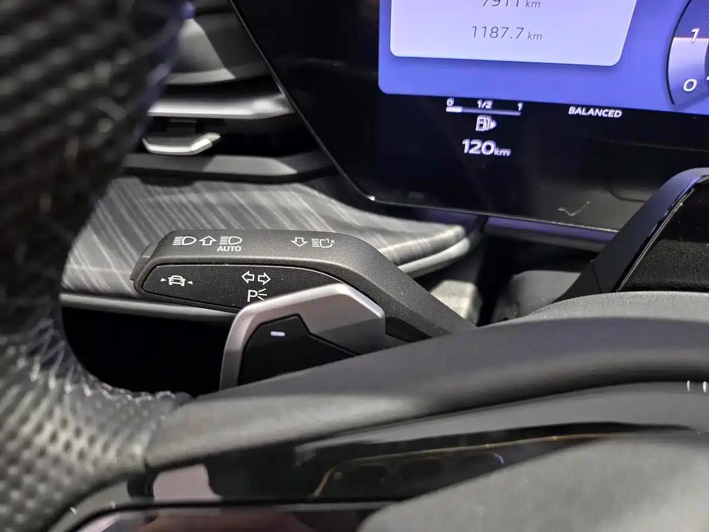 Audi Q5L 2026 2.0T Intelligent Hybrid Premium Edition — миниатюра 9