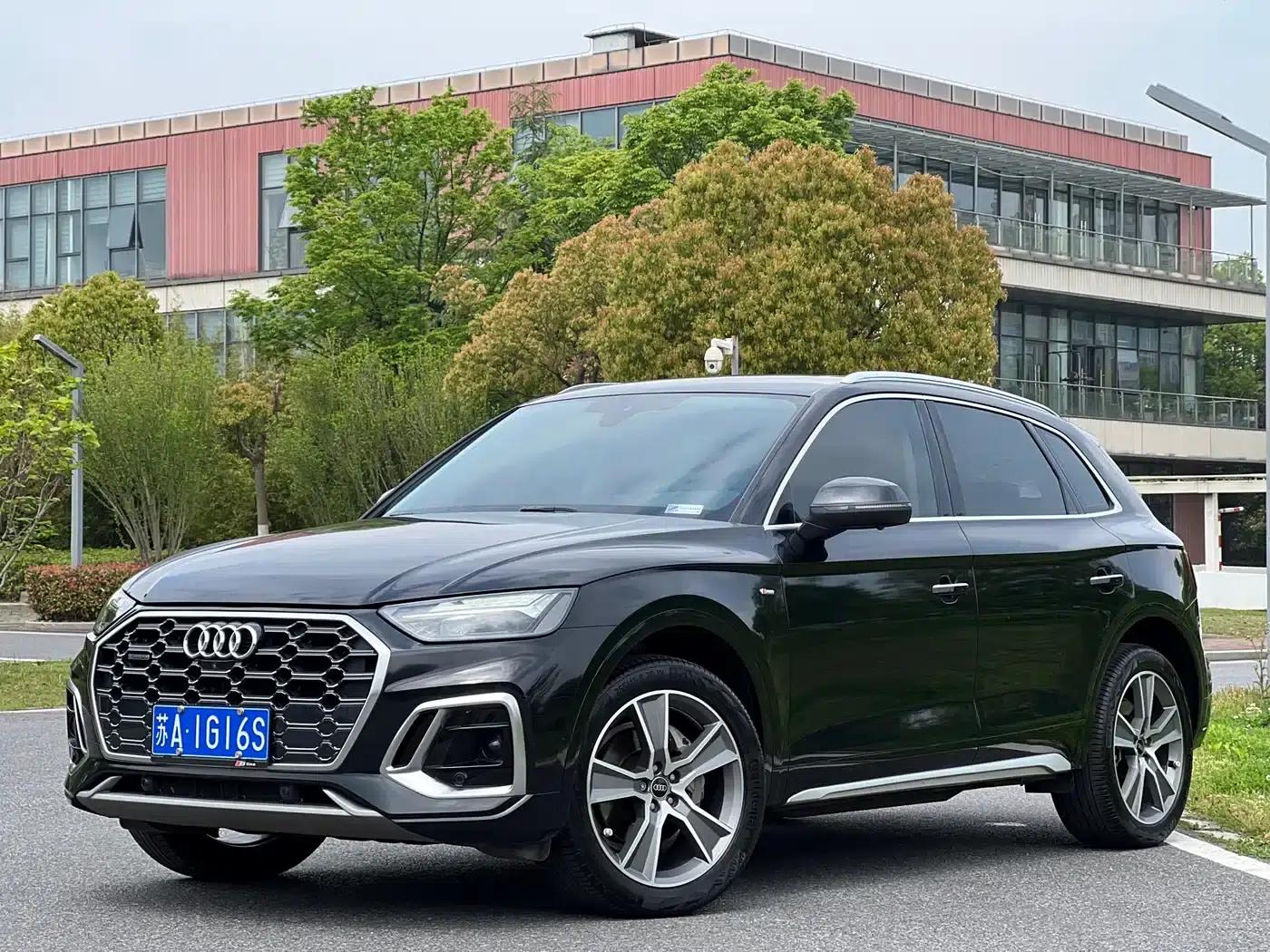 Audi Q5L 2022 45T Luxury Dynamic — миниатюра 1