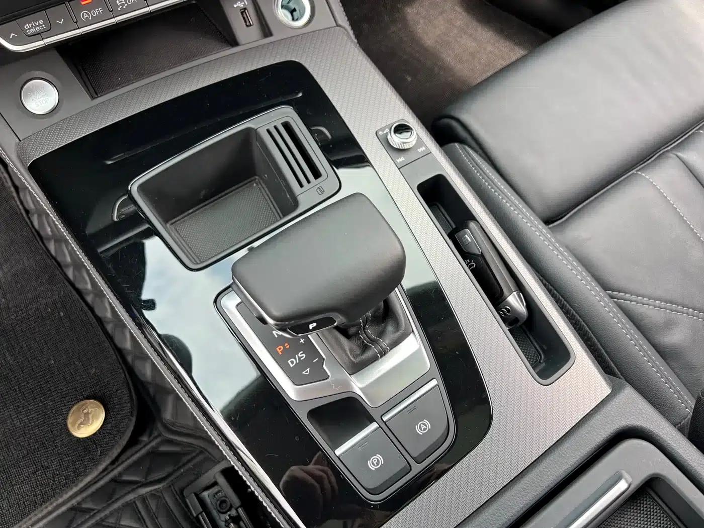 Audi Q5L 2022 45T Luxury Dynamic — миниатюра 19