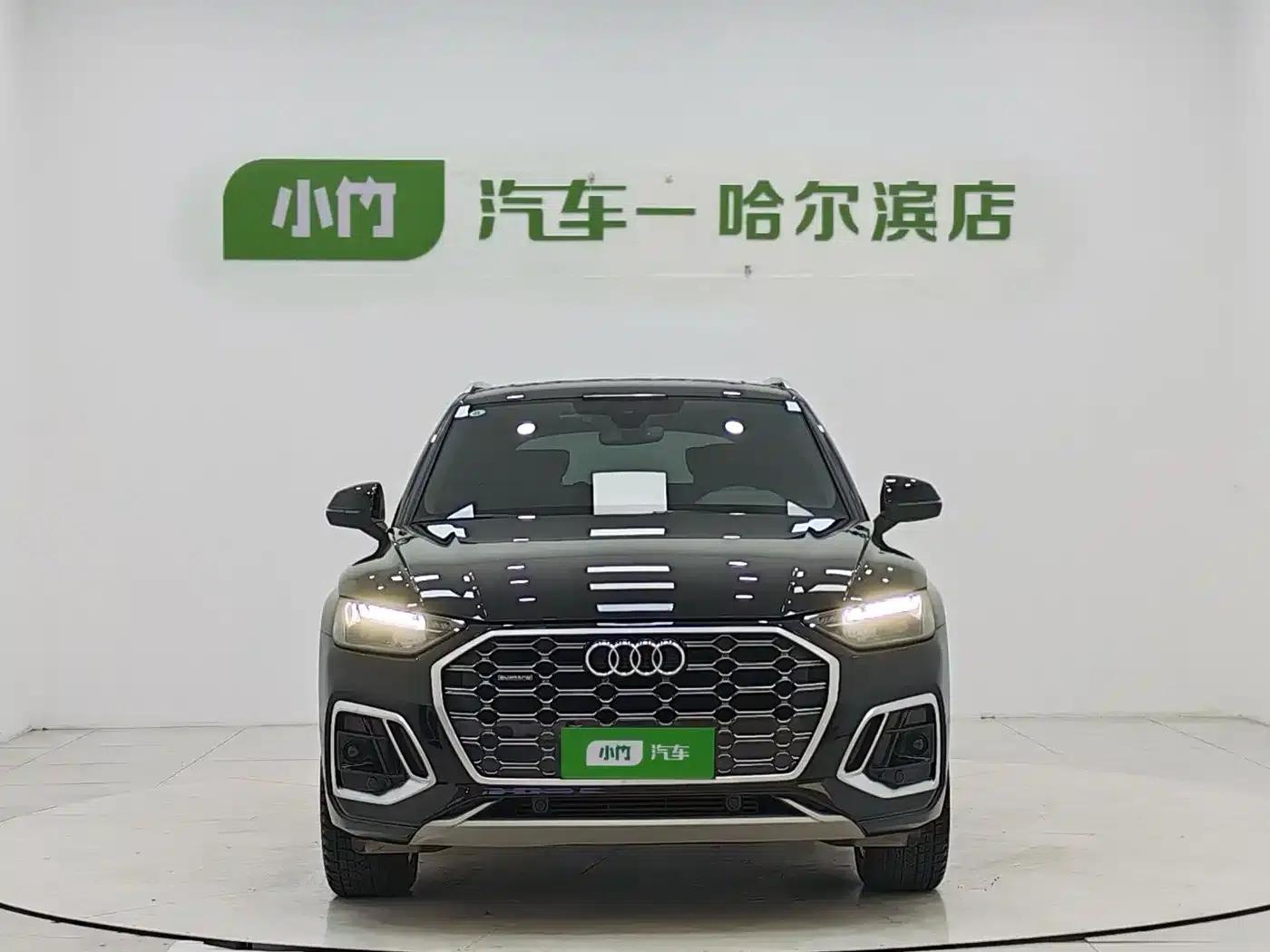 Audi Q5L 2022 40T Luxury Dynamic — миниатюра 2