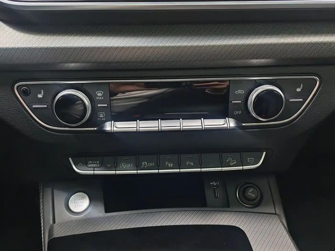 Audi Q5L 2022 40T Luxury Dynamic — миниатюра 14