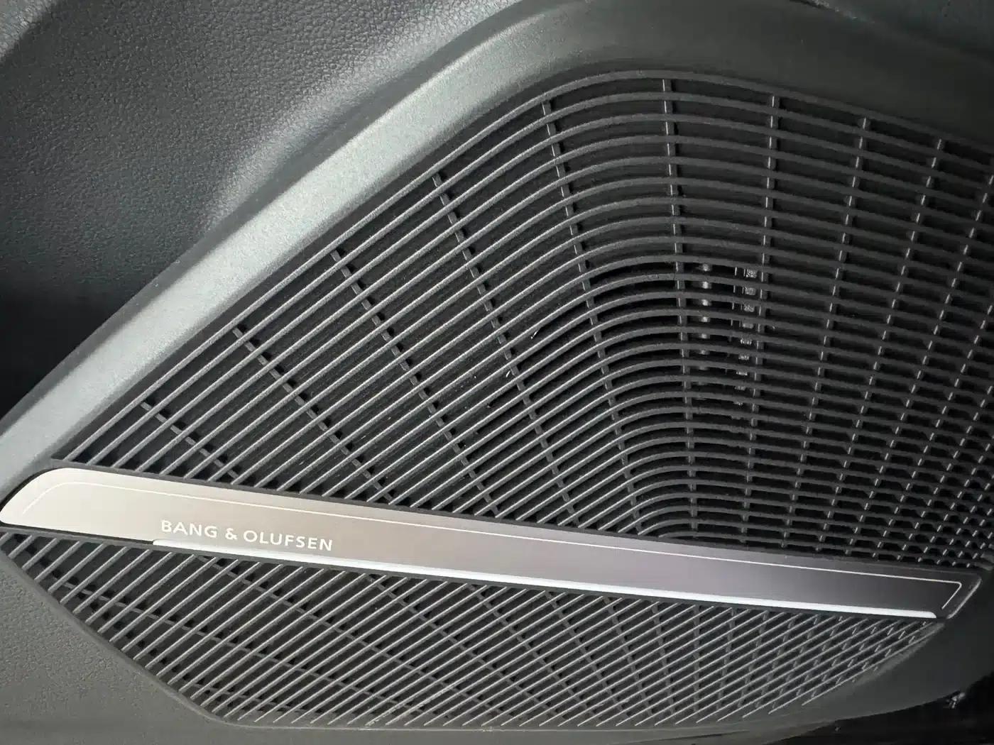 Audi Q5L 2025 45 TFSI Luxury Dynamic — миниатюра 12