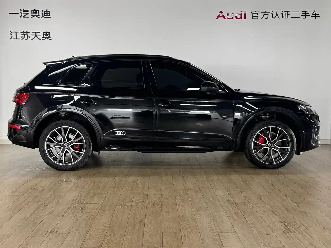 Audi Q5L 2025 45 TFSI Luxury Dynamic — миниатюра 3
