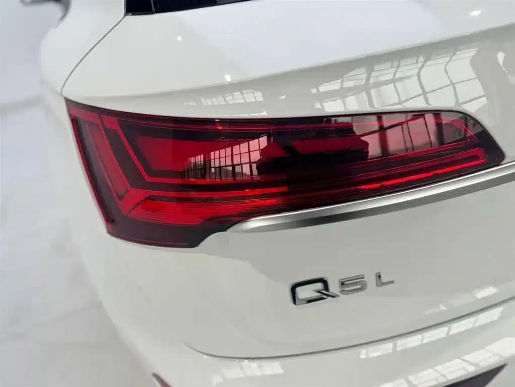 Audi Q5L 2023 40T Fashion Dynamic Edition — миниатюра 12