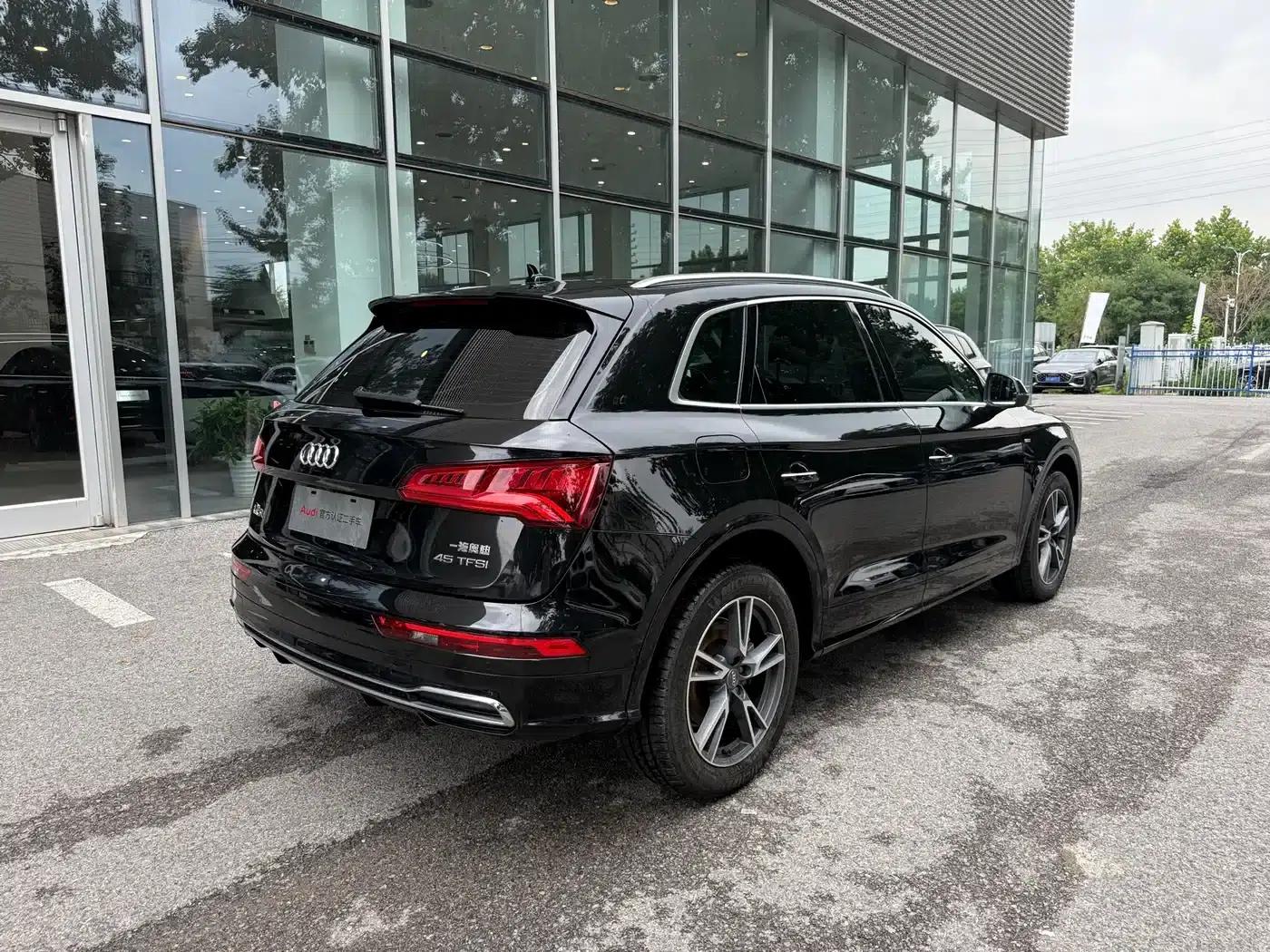 Audi Q5L 2020 45 TFSI Premium Fashion Edition — миниатюра 17