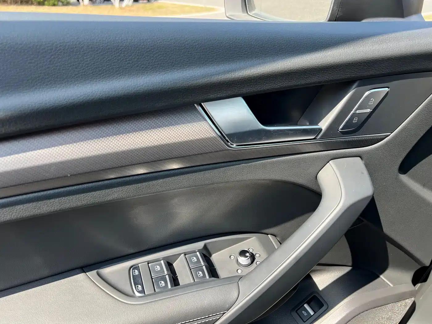 Audi Q5L 2024 40 TFSI Luxury Dynamic — миниатюра 19
