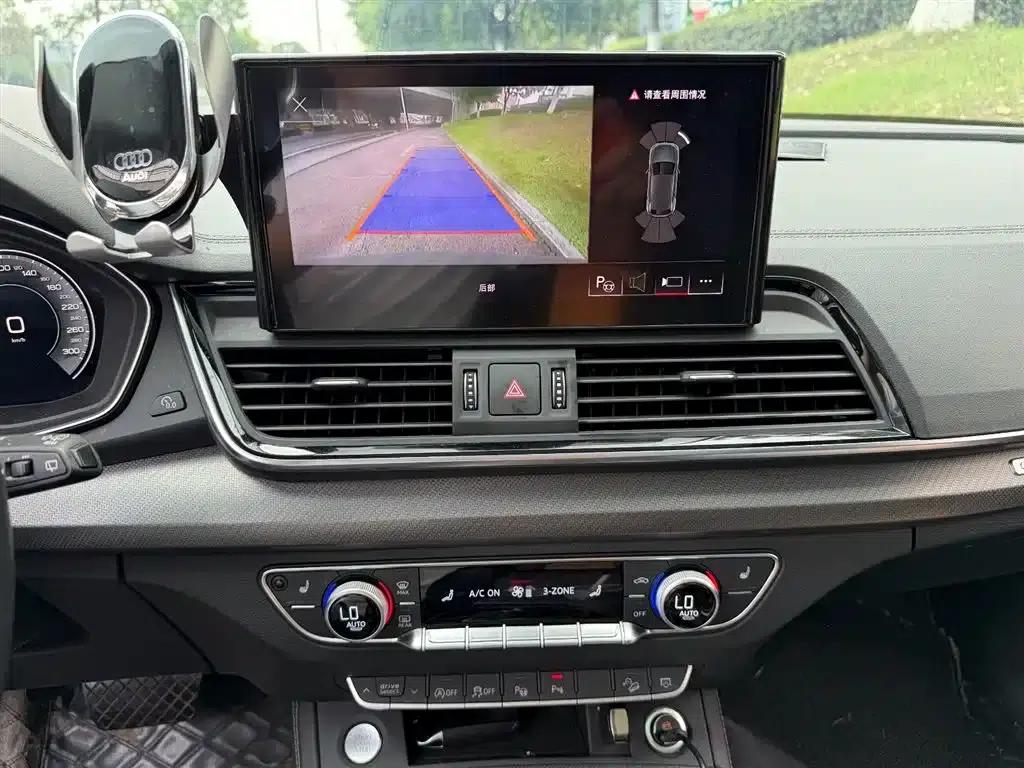 Audi Q5L 2022 40T Luxury Dynamic — миниатюра 10