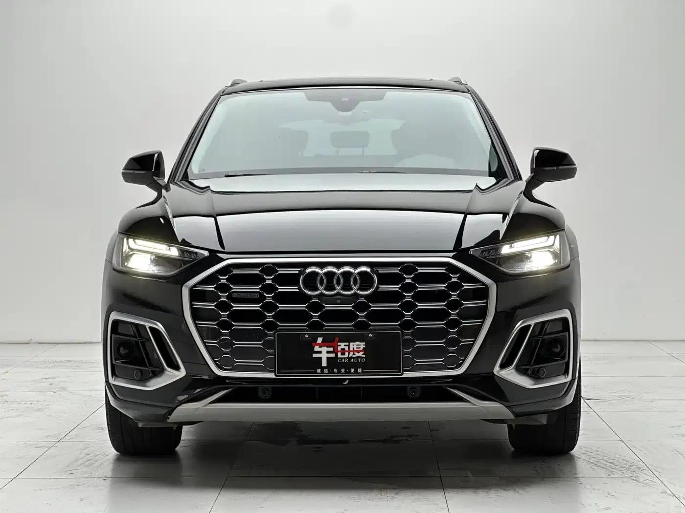 Audi Q5L 2022 40T Luxury Dynamic — миниатюра 2