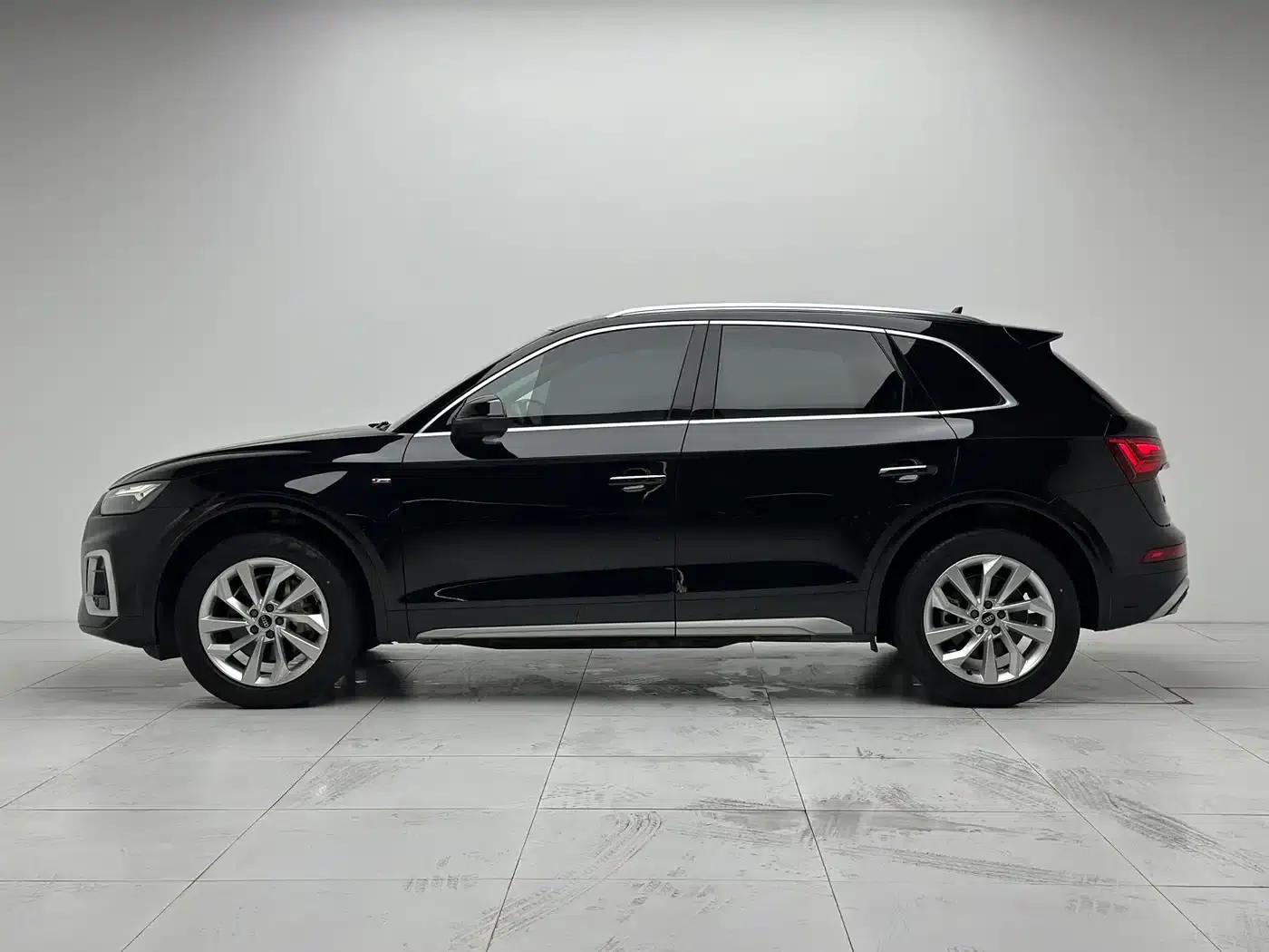 Audi Q5L 2022 40T Luxury Dynamic — миниатюра 23