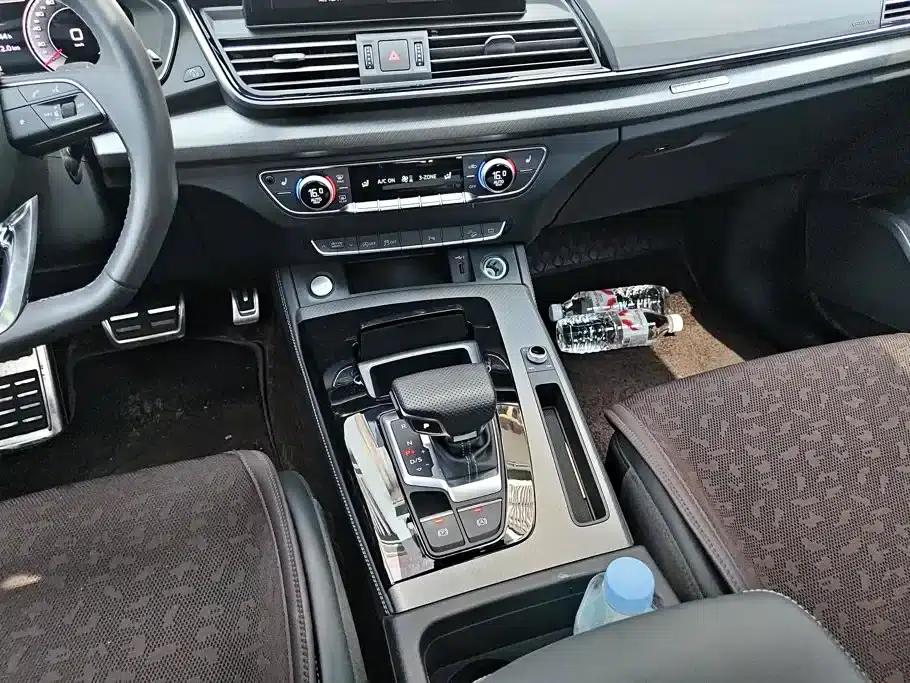 Audi Q5L 2025 40 TFSI Luxury Dynamic — миниатюра 16