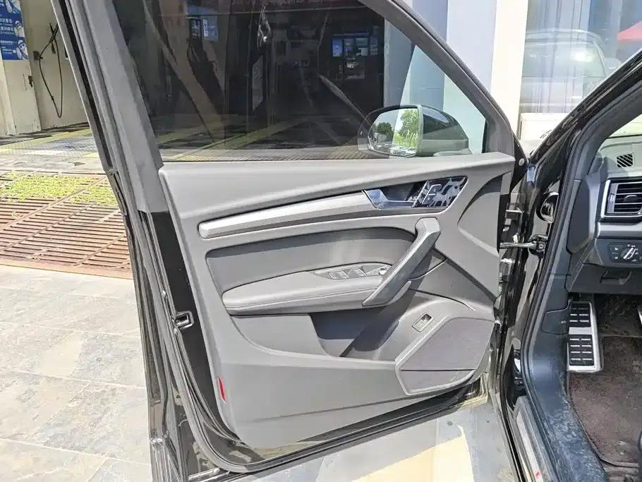 Audi Q5L 2025 40 TFSI Luxury Dynamic — миниатюра 7