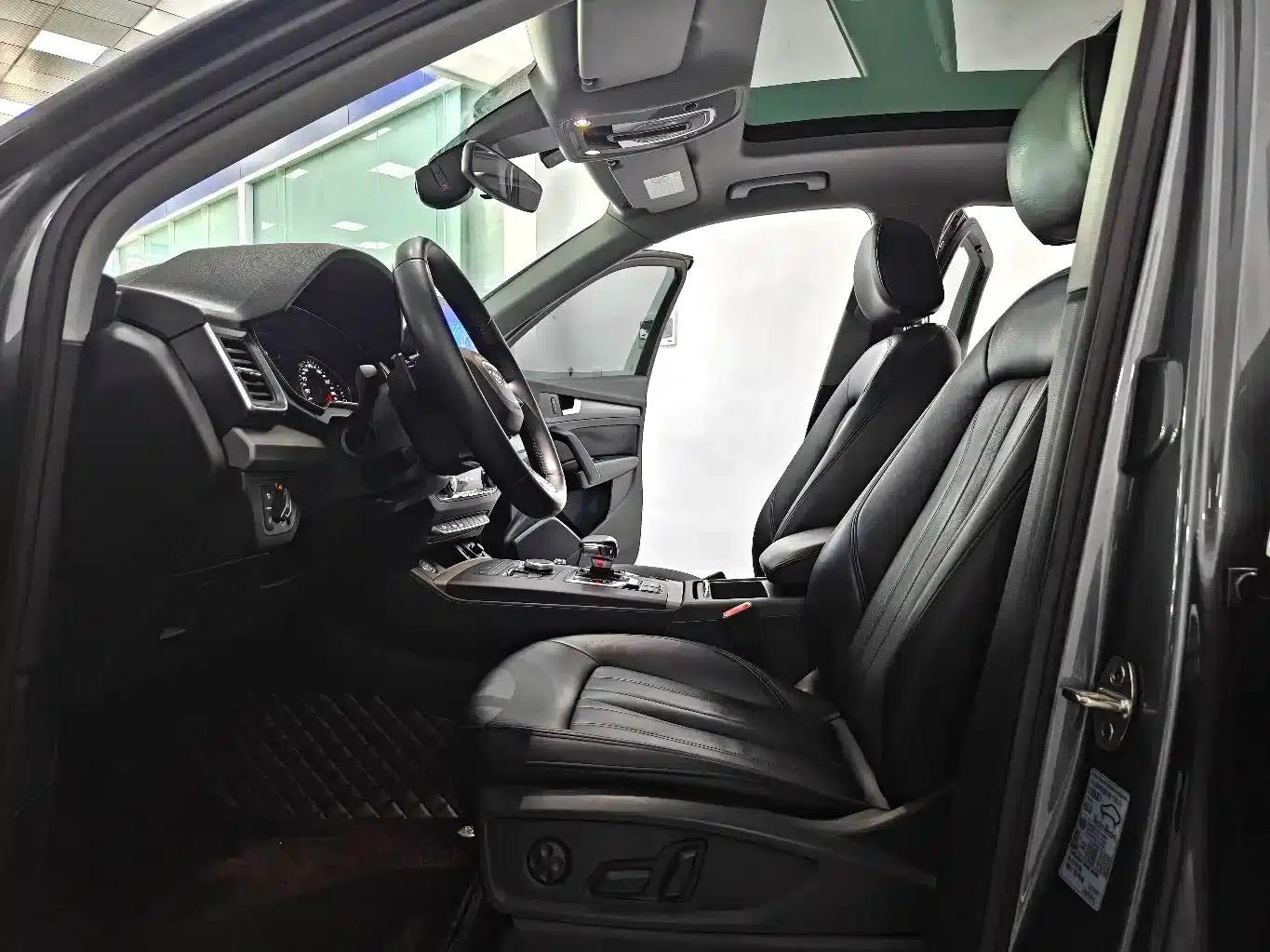 Audi Q5L 2018 40 TFSI Luxury Progressive Edition (National V Emission Standard) — миниатюра 6