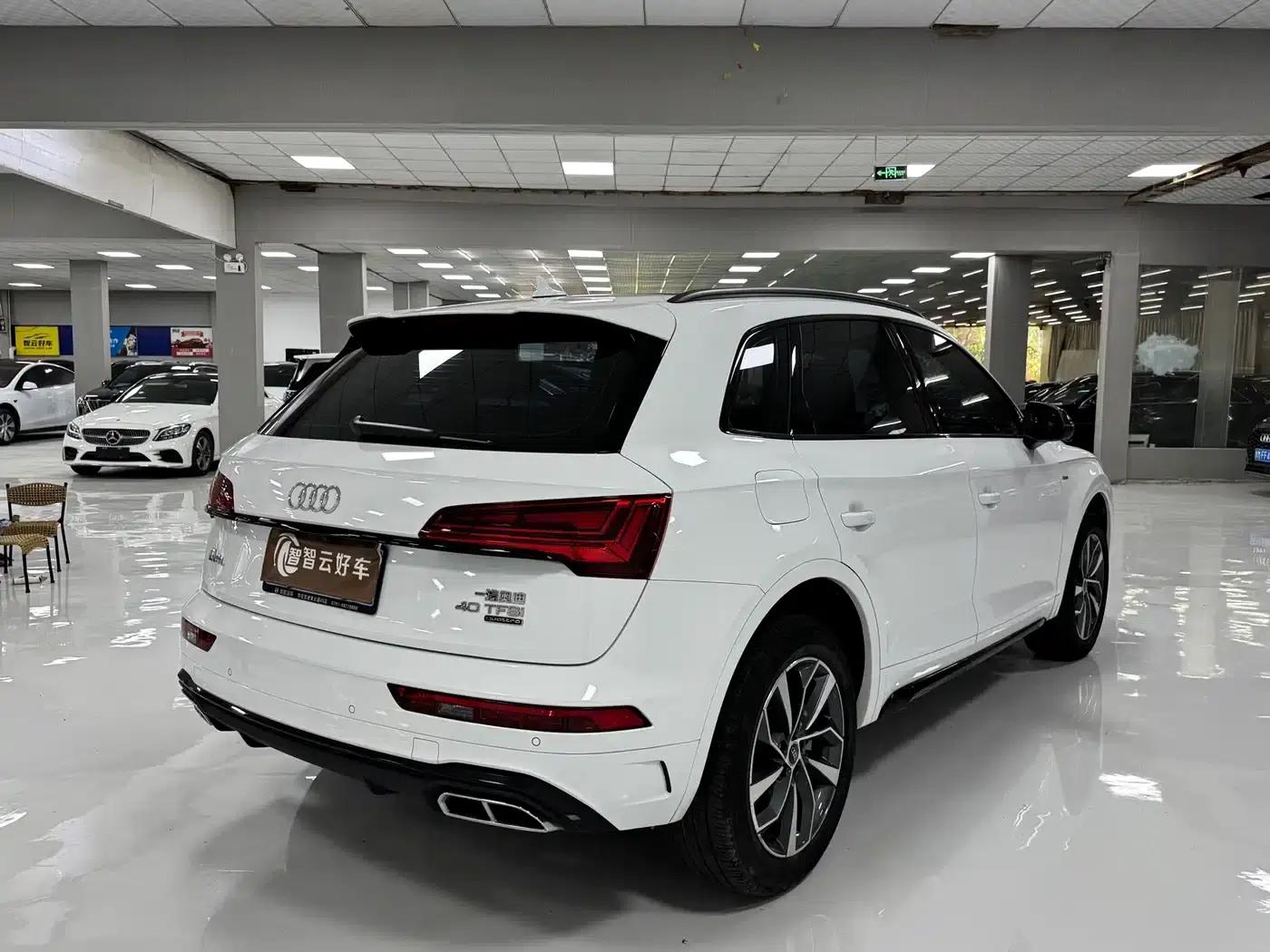 Audi Q5L 2024 40 TFSI Luxury Dynamic — миниатюра 9