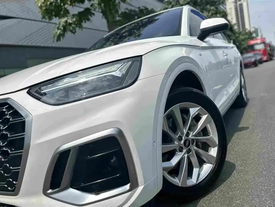 Audi Q5L 2021 40 TFSI Luxury Dynamic — миниатюра 12