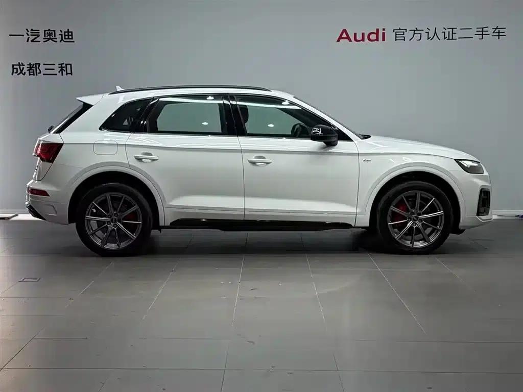 Audi Q5L 2023 40T Luxury Dynamic — миниатюра 3