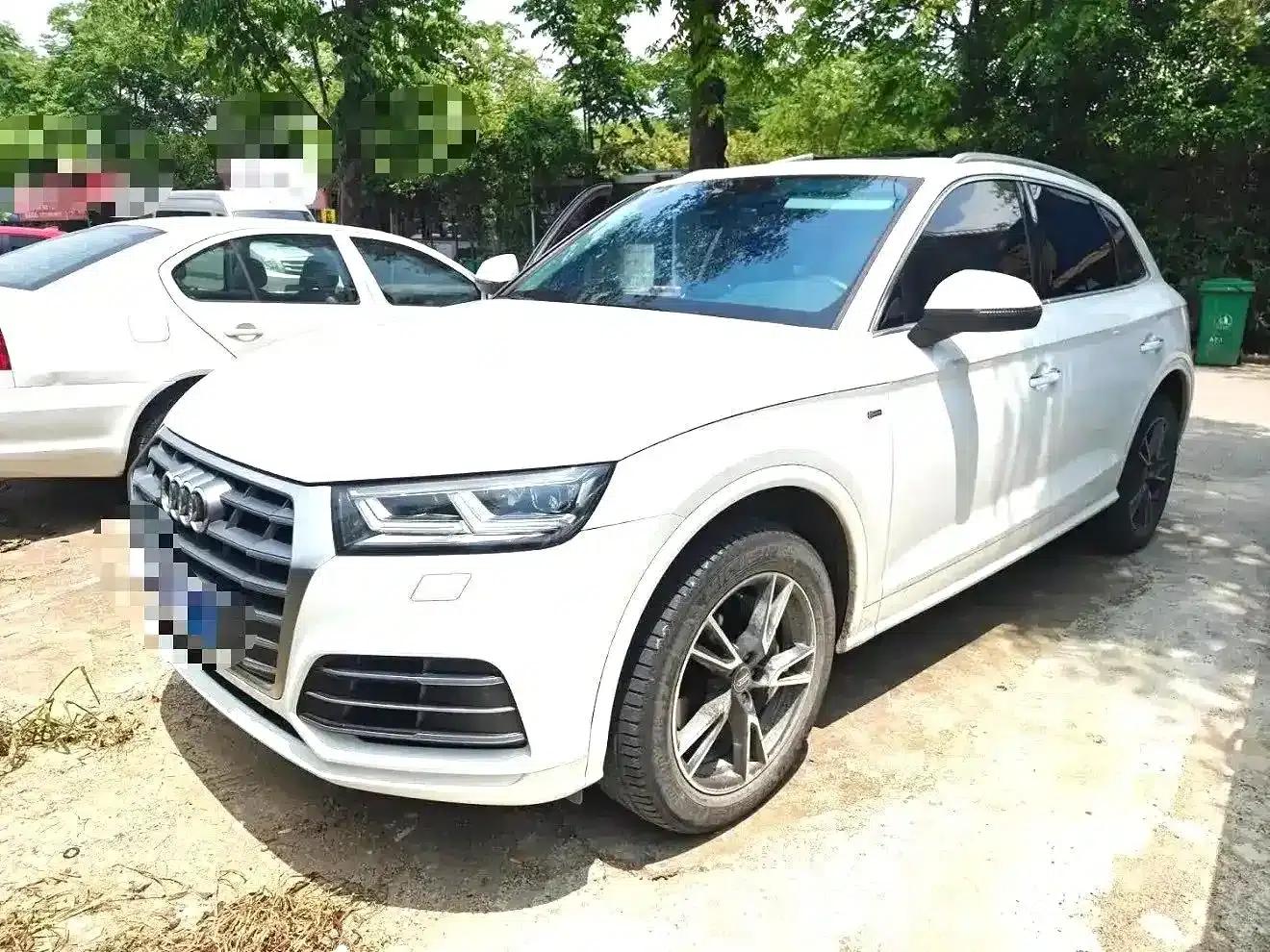 Audi Q5L 2018 40 TFSI Luxury Fashion Edition (National V Emission Standard) — миниатюра 1