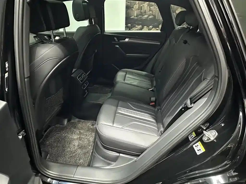Audi Q5L 2024 40 TFSI Luxury Dynamic — миниатюра 11