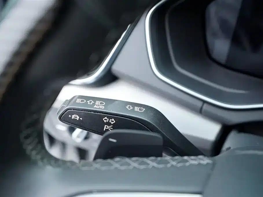 Audi Q5L 2022 40T Luxury Dynamic — миниатюра 29
