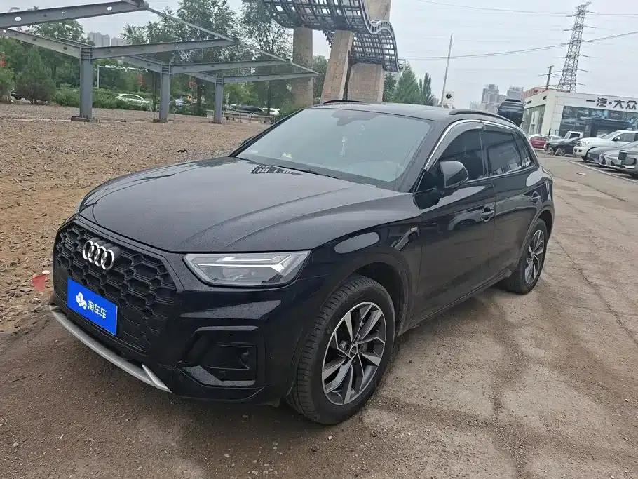 Audi Q5L 2023 40T Luxury Dynamic — миниатюра 1
