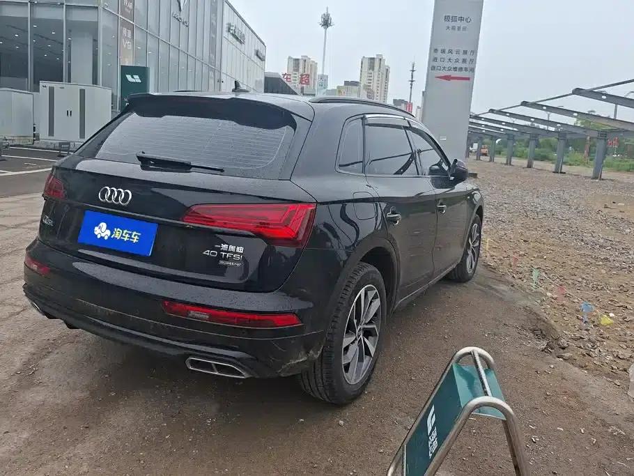 Audi Q5L 2023 40T Luxury Dynamic — миниатюра 3
