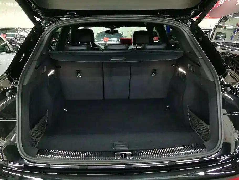 Audi Q5L 2026 45th Anniversary Edition 45 TFSI Luxury Dynamic — миниатюра 4