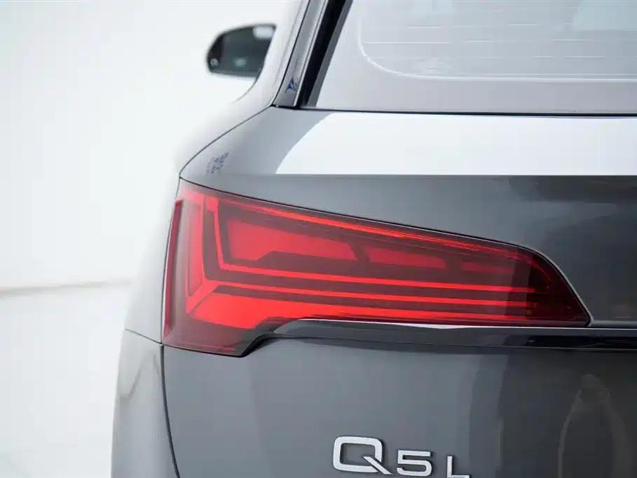 Audi Q5L 2022 40T Luxury Dynamic — миниатюра 20