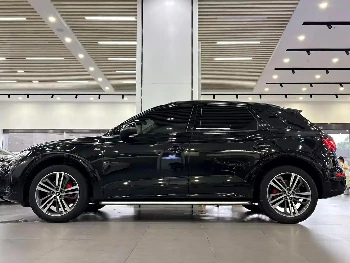 Audi Q5L 2022 Facelift 45T Dynamic Edition — миниатюра 3