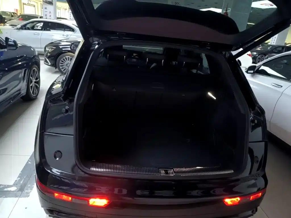 Audi Q5L 2023 40T Luxury Dynamic — миниатюра 19