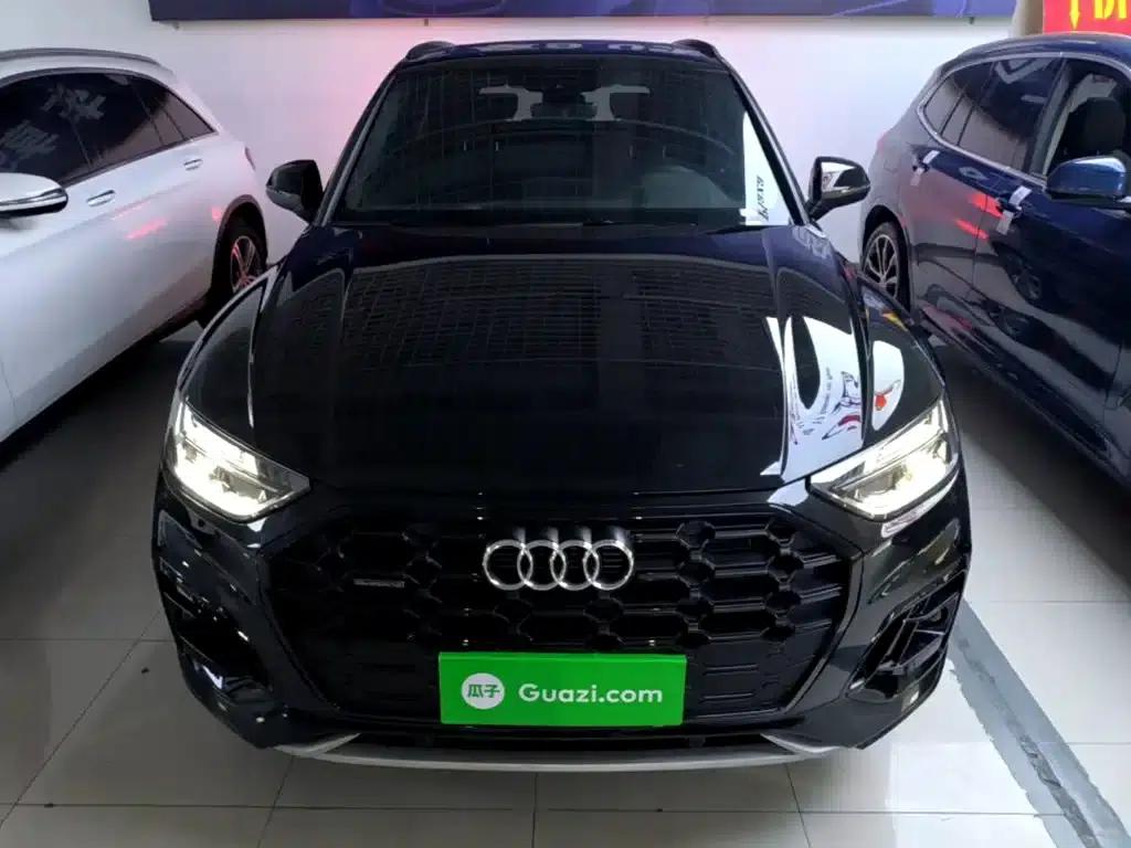 Audi Q5L 2023 40T Luxury Dynamic — миниатюра 3