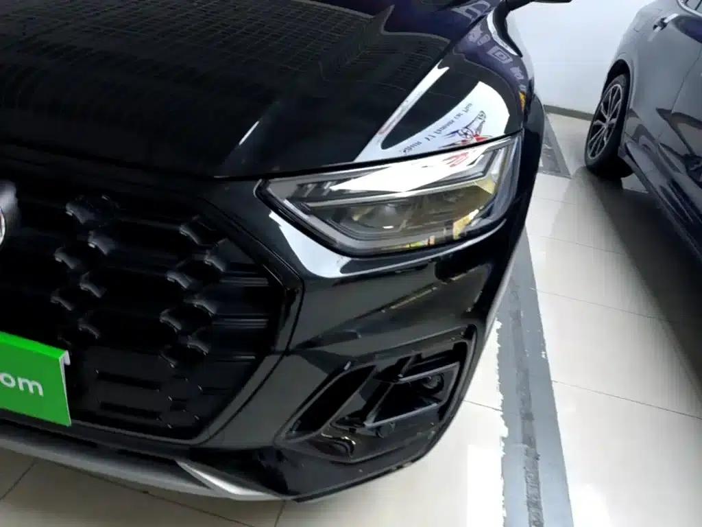 Audi Q5L 2023 40T Luxury Dynamic — миниатюра 24