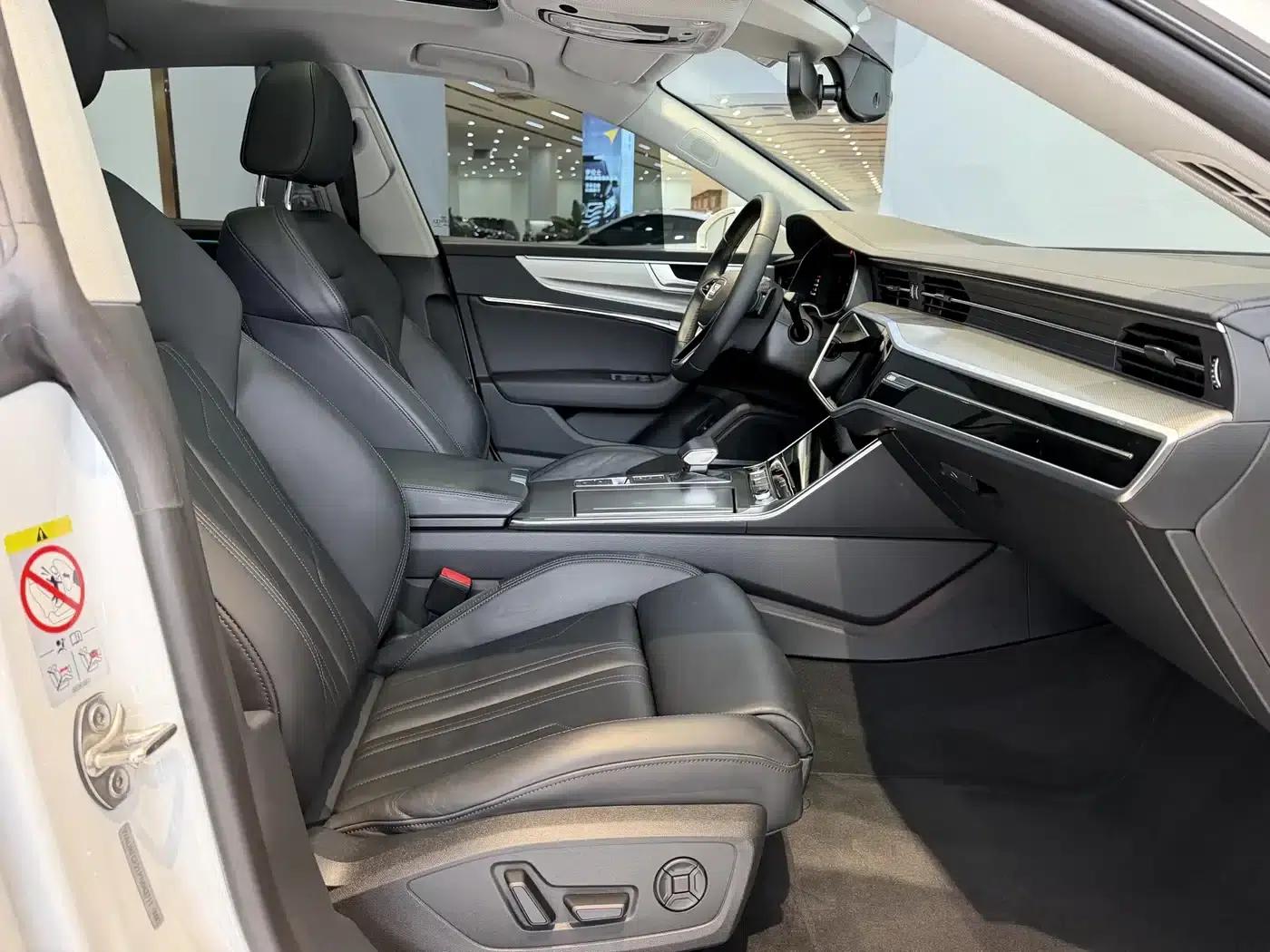 Audi A7 2023 45 TFSI Premium Edition — миниатюра 16