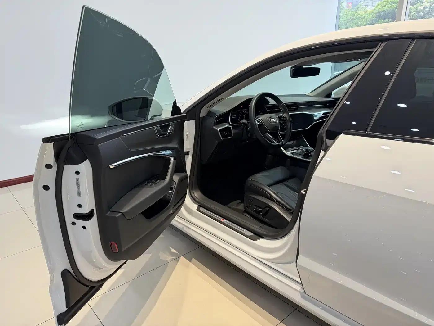 Audi A7 2023 45 TFSI Premium Edition — миниатюра 18