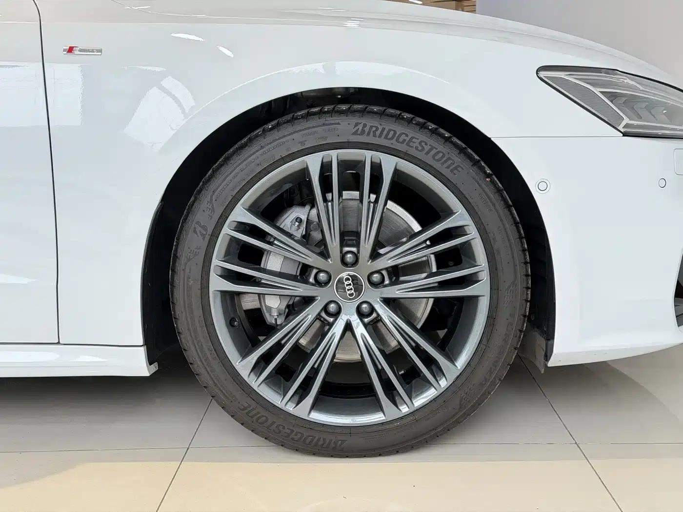 Audi A7 2023 45 TFSI Premium Edition — миниатюра 19