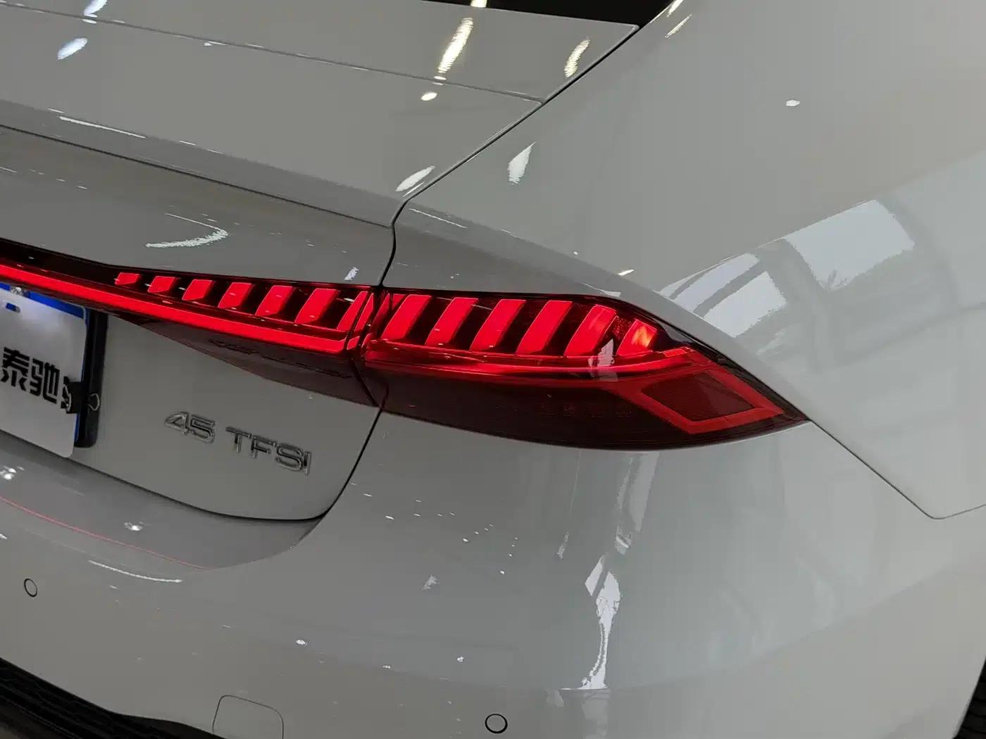 Audi A7 2023 45 TFSI Premium Edition — миниатюра 20